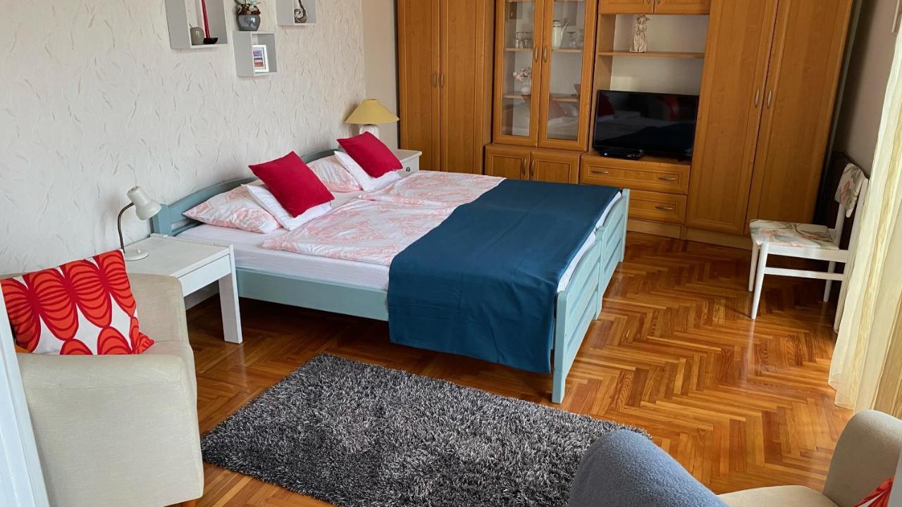 Balazs Apartman 埃格尔 外观 照片