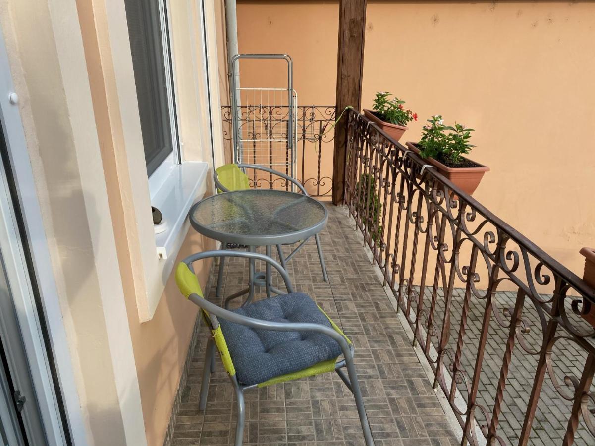 Balazs Apartman 埃格尔 外观 照片